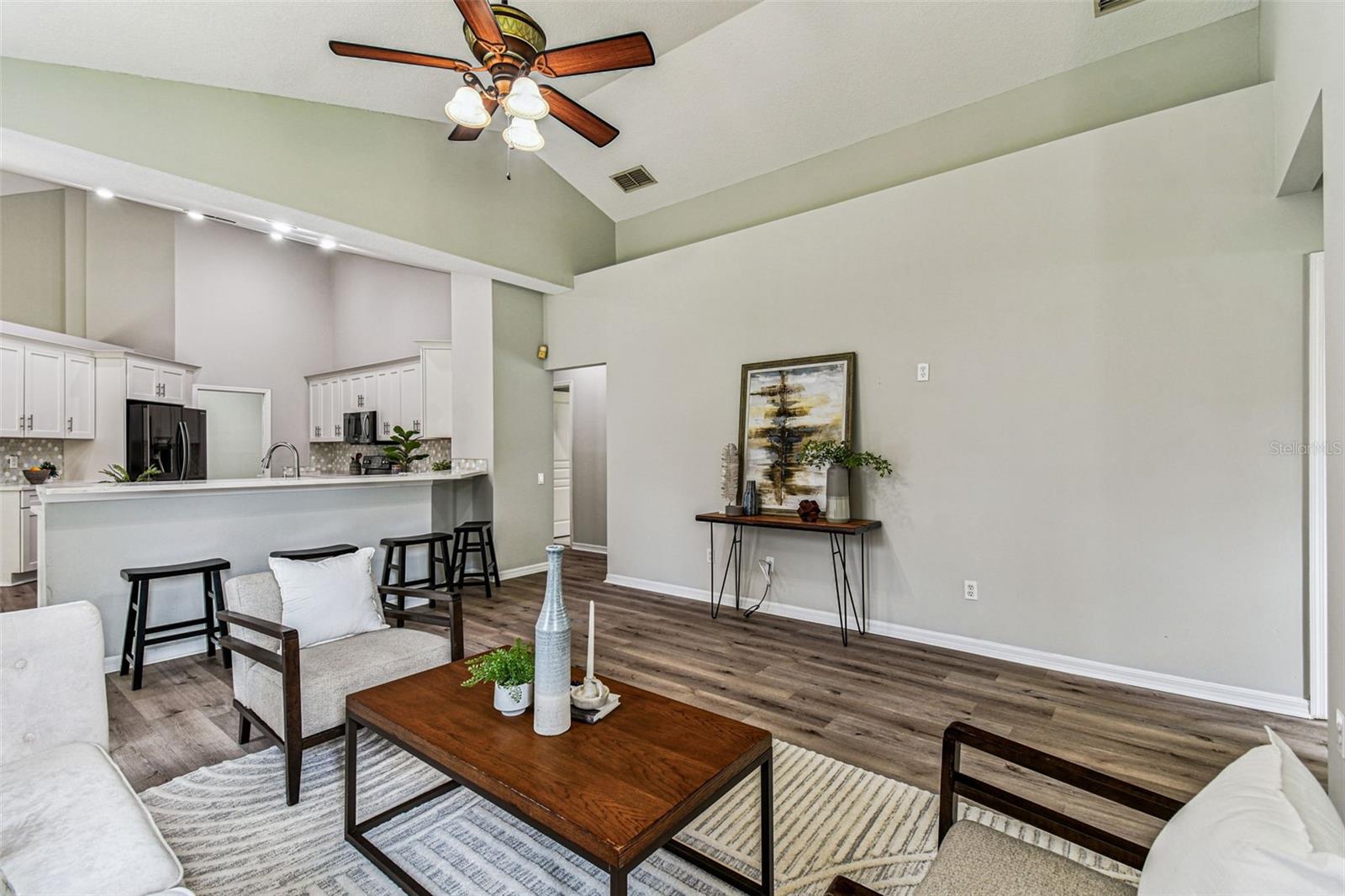 TAMPA PALMS AREA 2 7E UNIT 2 - Residential