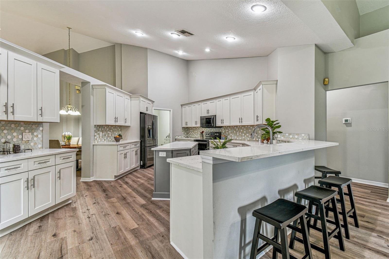 TAMPA PALMS AREA 2 7E UNIT 2 - Residential