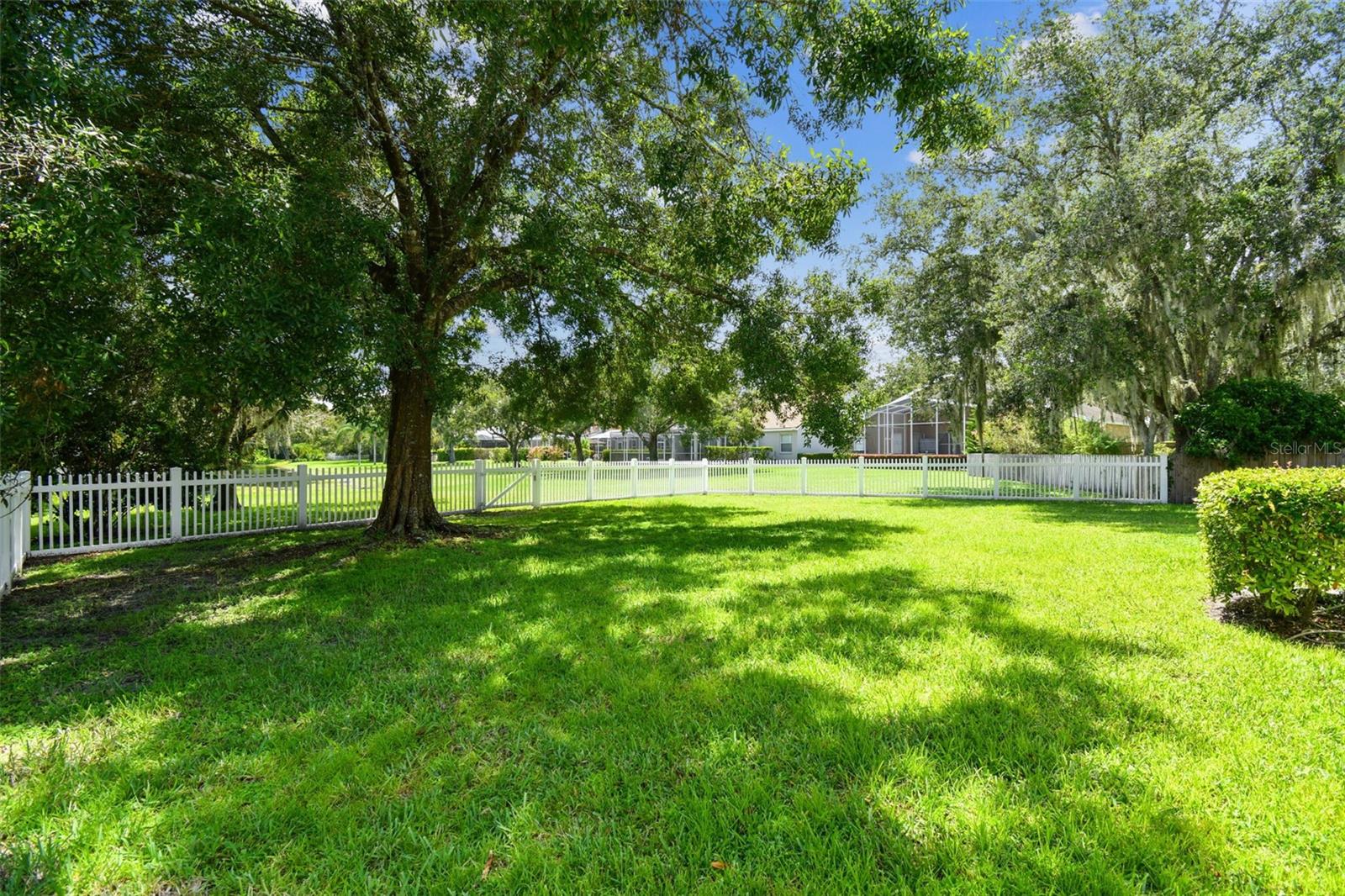 TAMPA PALMS AREA 2 7E UNIT 2 - Residential