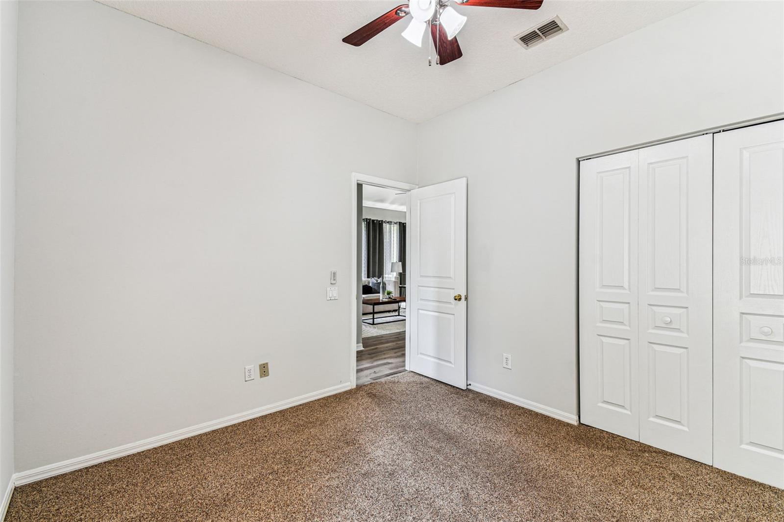 TAMPA PALMS AREA 2 7E UNIT 2 - Residential