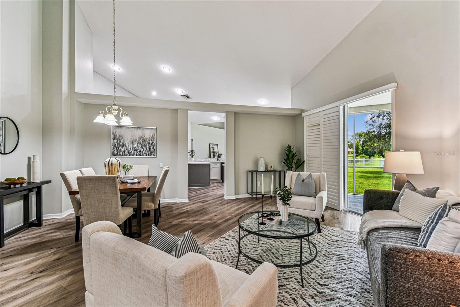 TAMPA PALMS AREA 2 7E UNIT 2 - Residential