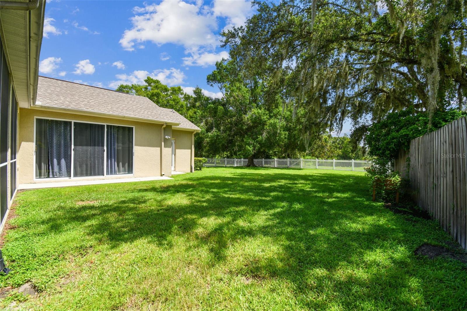 TAMPA PALMS AREA 2 7E UNIT 2 - Residential