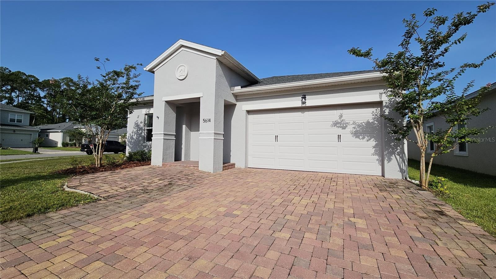 5614 ESTERO LOOP