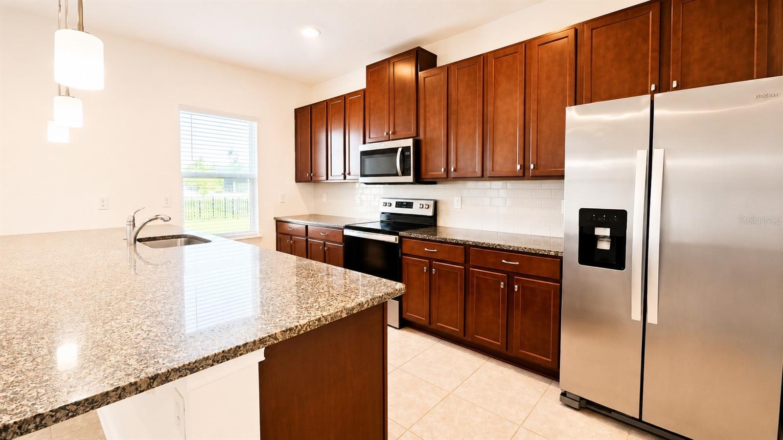 5614 ESTERO LOOP
