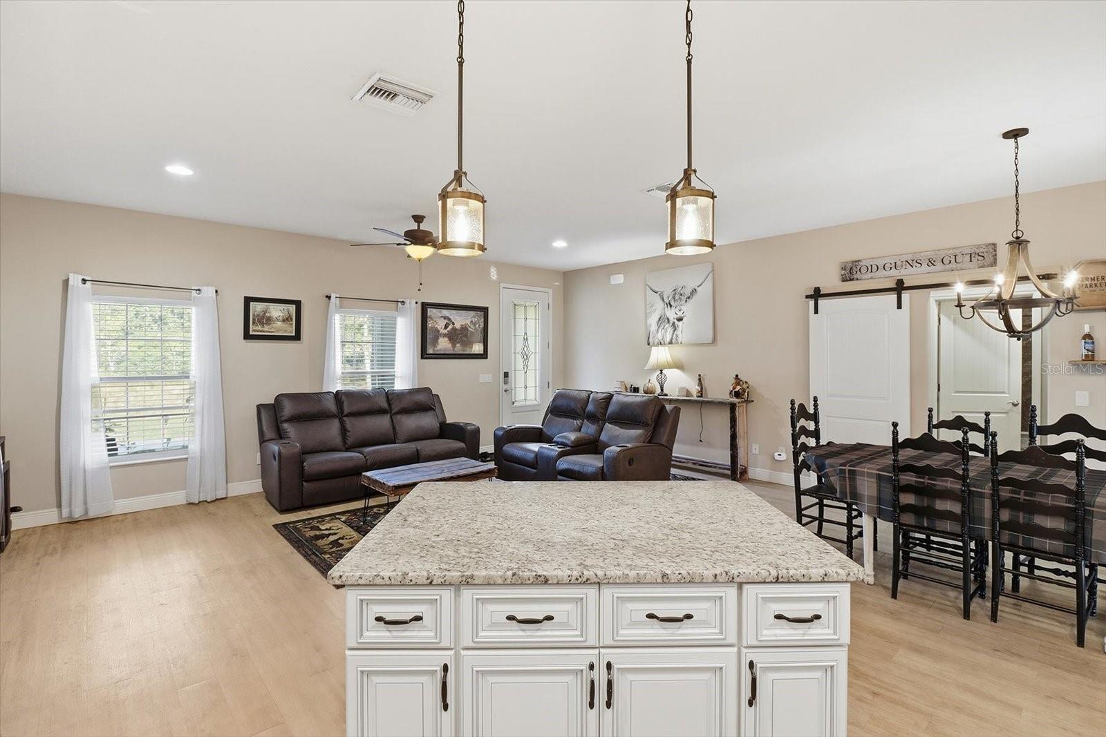 CITRUS SPGS UNIT 03 - Residential