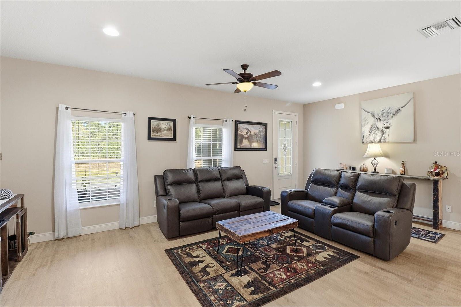 CITRUS SPGS UNIT 03 - Residential