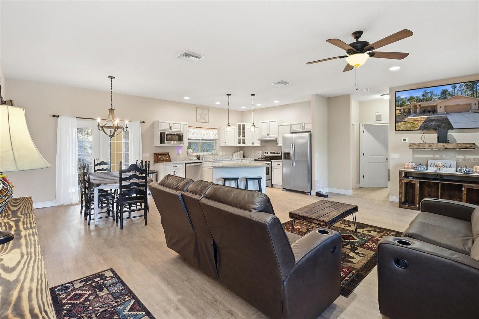 CITRUS SPGS UNIT 03 - Residential