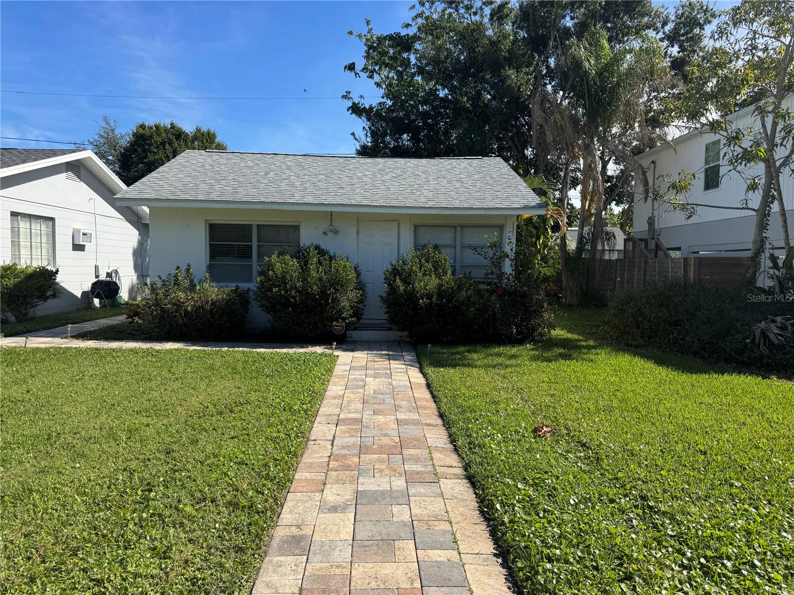 BOCA CEIGA PARK - Residential Lease