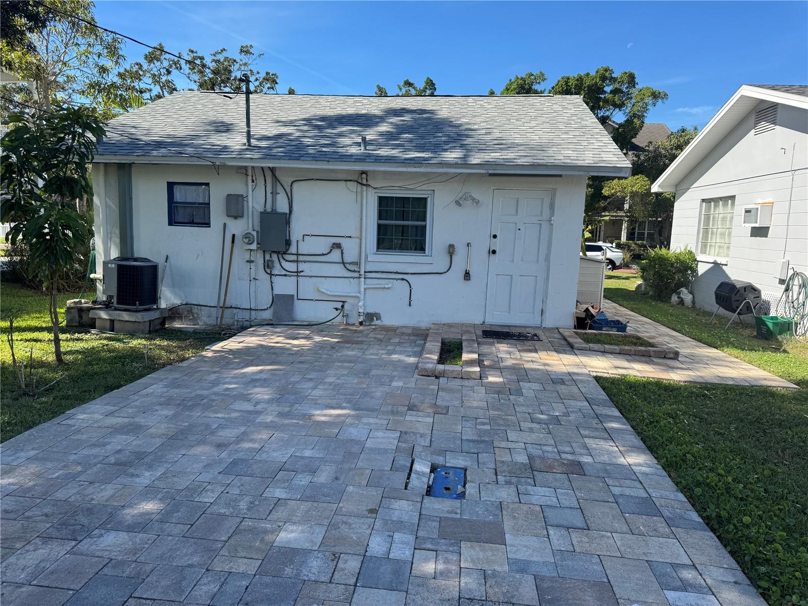 BOCA CEIGA PARK - Residential Lease