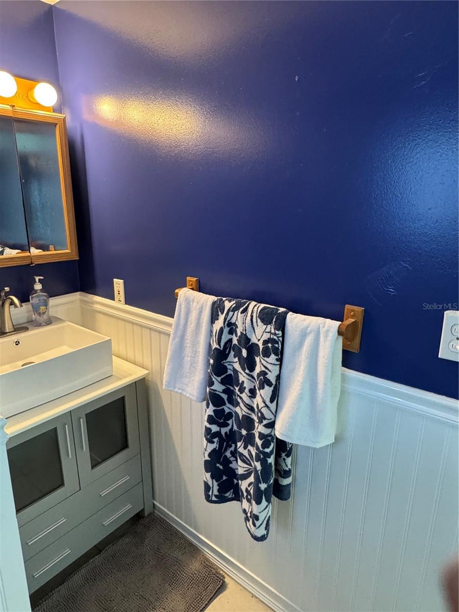 BOCA CEIGA PARK - Residential Lease