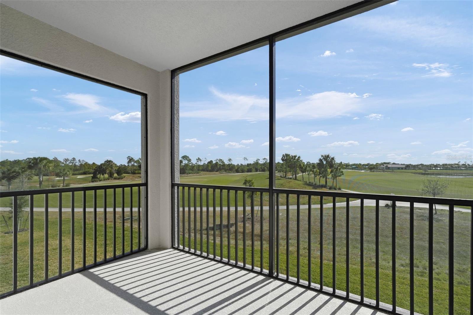 WELLEN PARK GOLF & COUNTRY CLUB - Residential