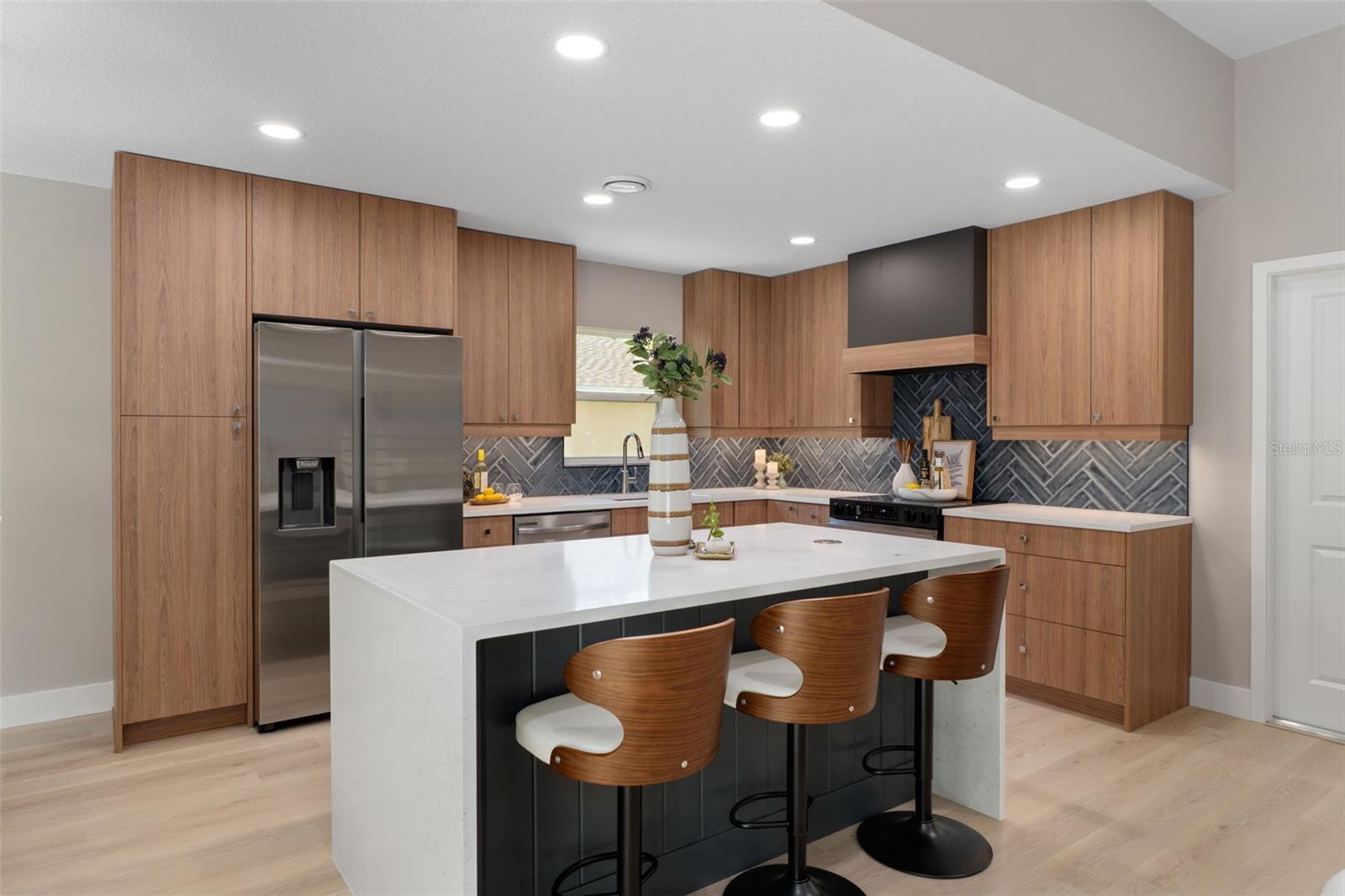 3316 E ANDERSON STREET