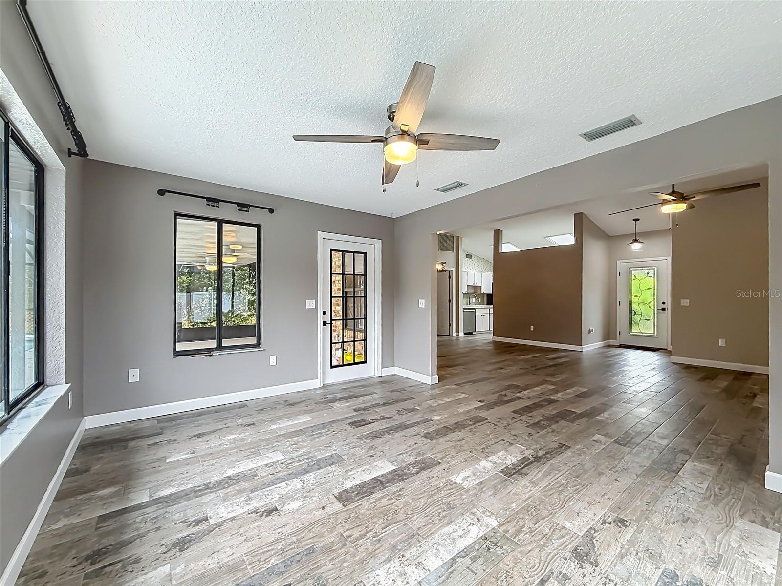 WEDGEWOOD CLUB 3RD ADD - Residential