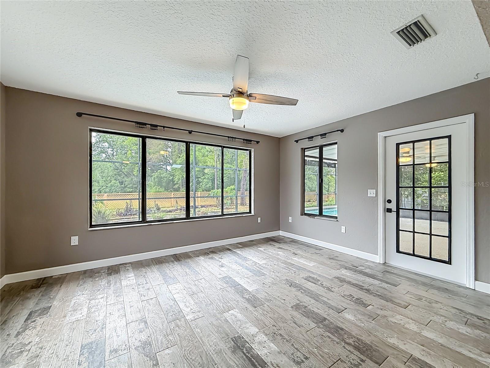 WEDGEWOOD CLUB 3RD ADD - Residential