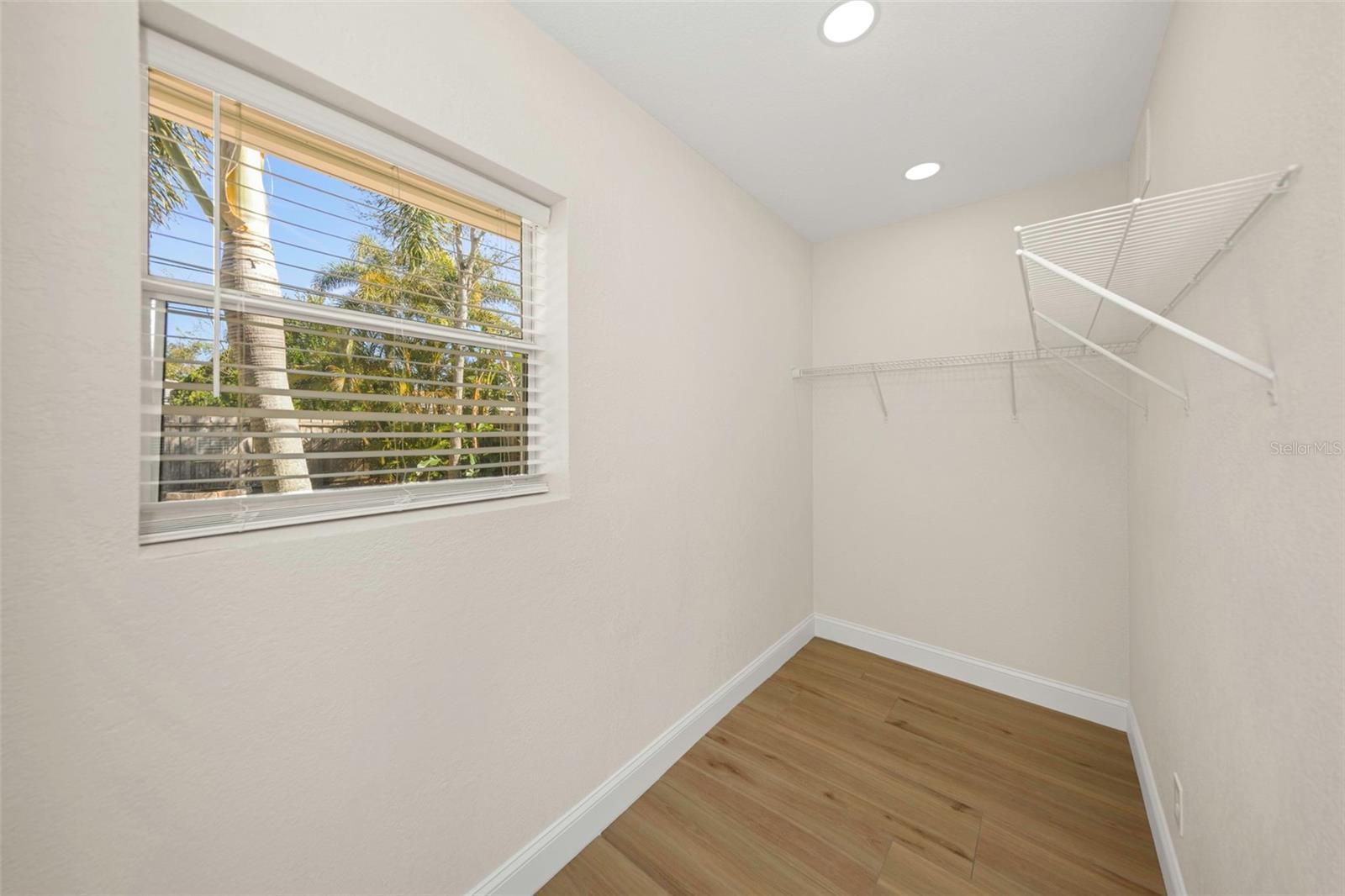 GUY ROY L SUB - Residential