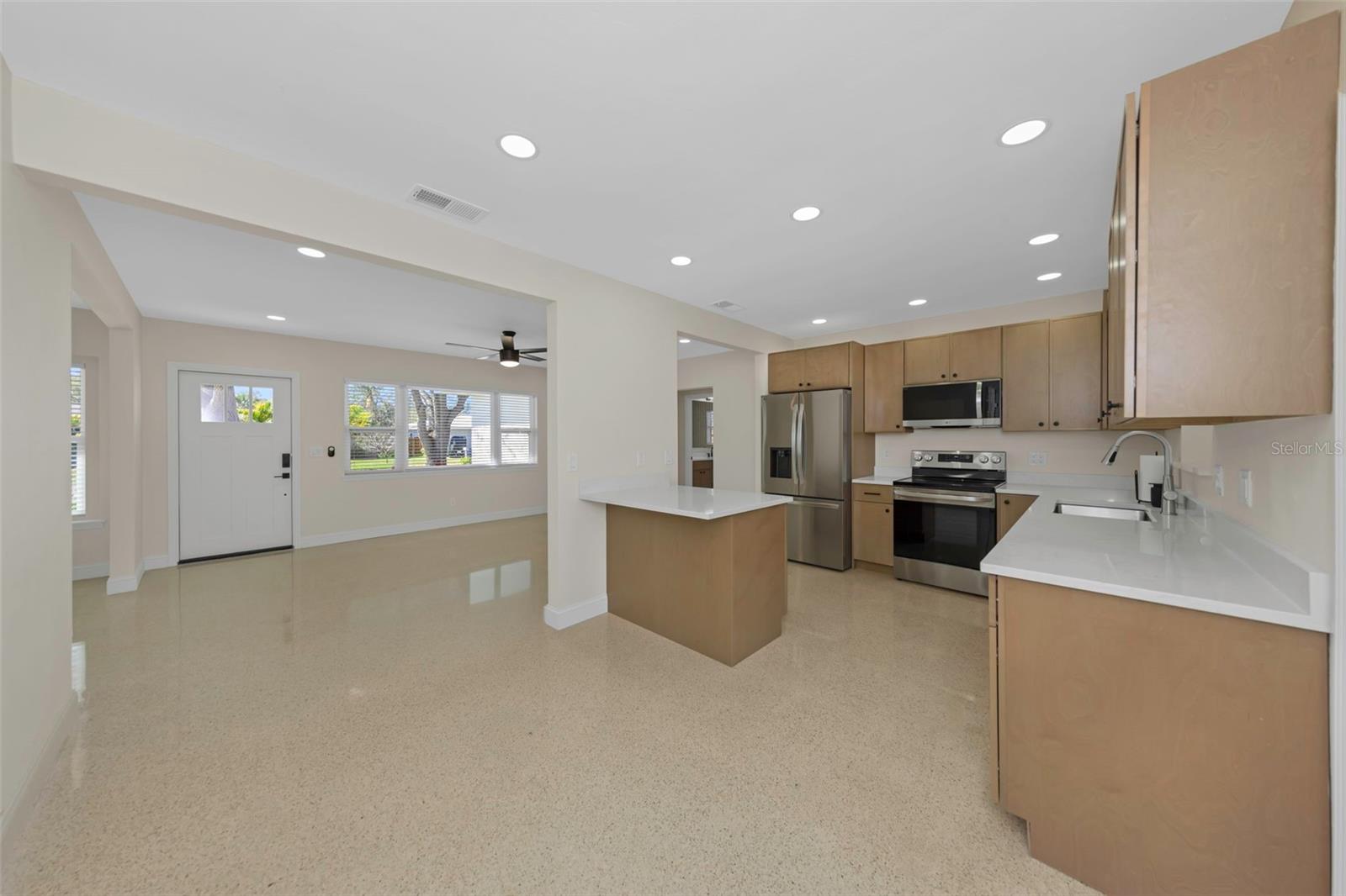 GUY ROY L SUB - Residential