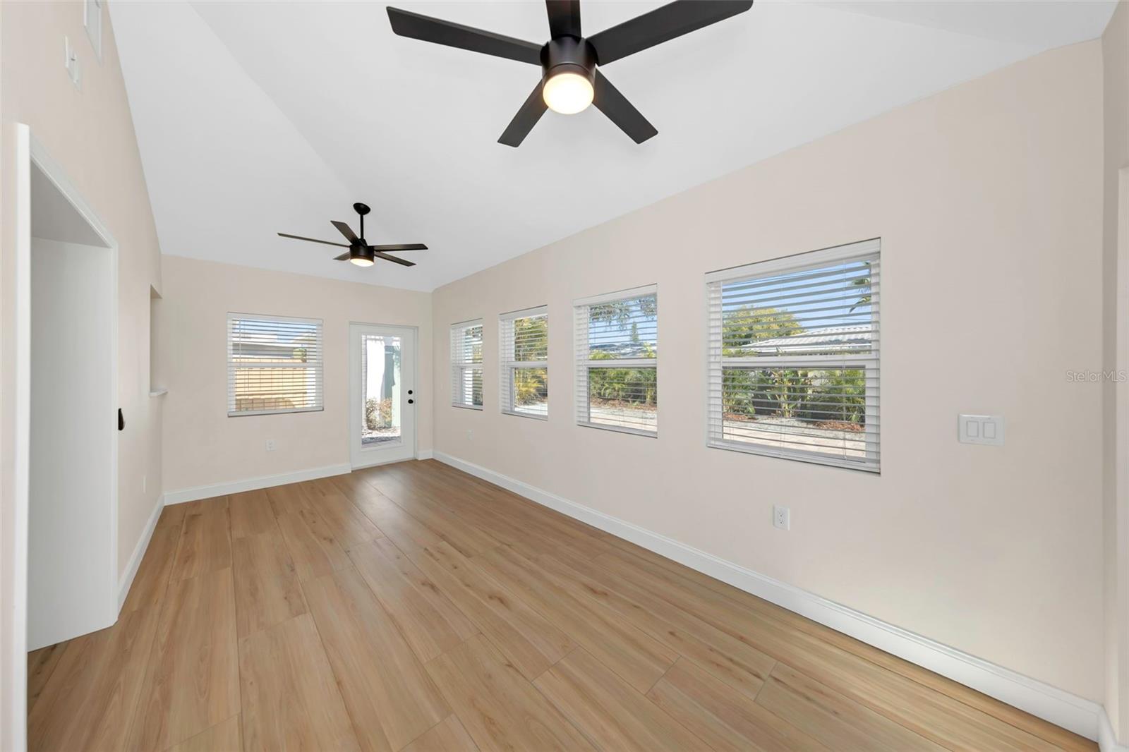 GUY ROY L SUB - Residential