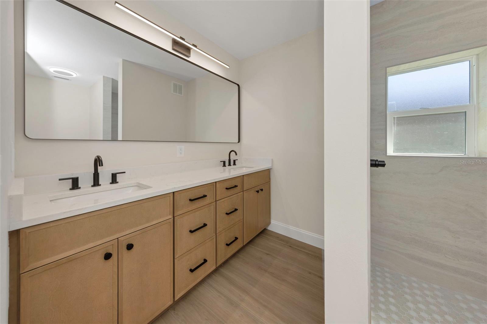 GUY ROY L SUB - Residential