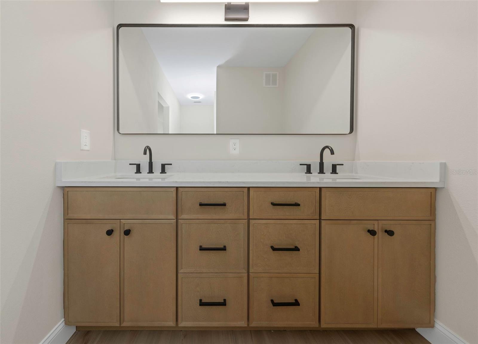 GUY ROY L SUB - Residential