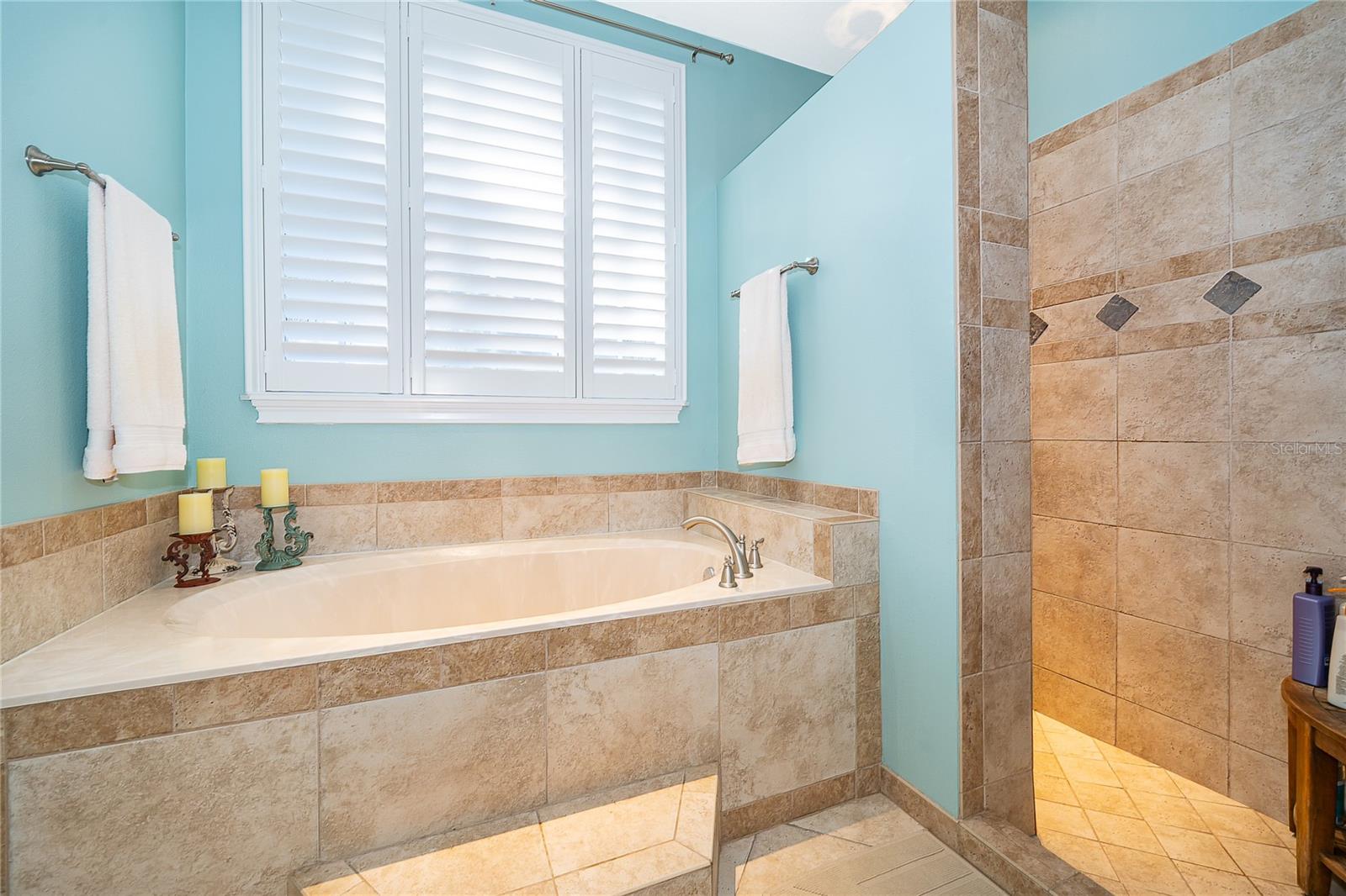 BAY PARK - Residential