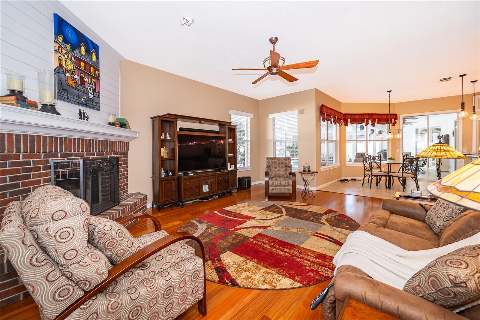 BAY PARK - Residential