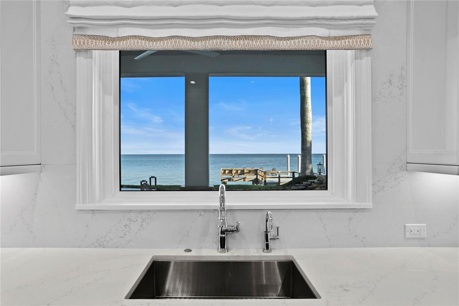 VENETIAN ISLES - Residential