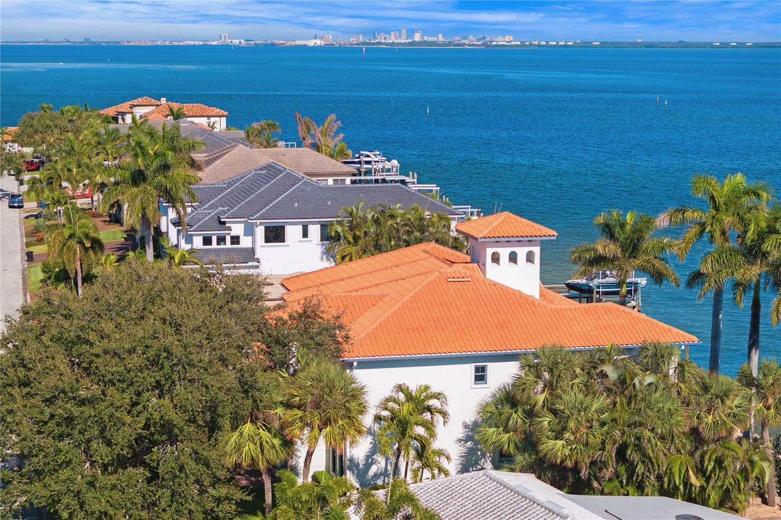 VENETIAN ISLES - Residential