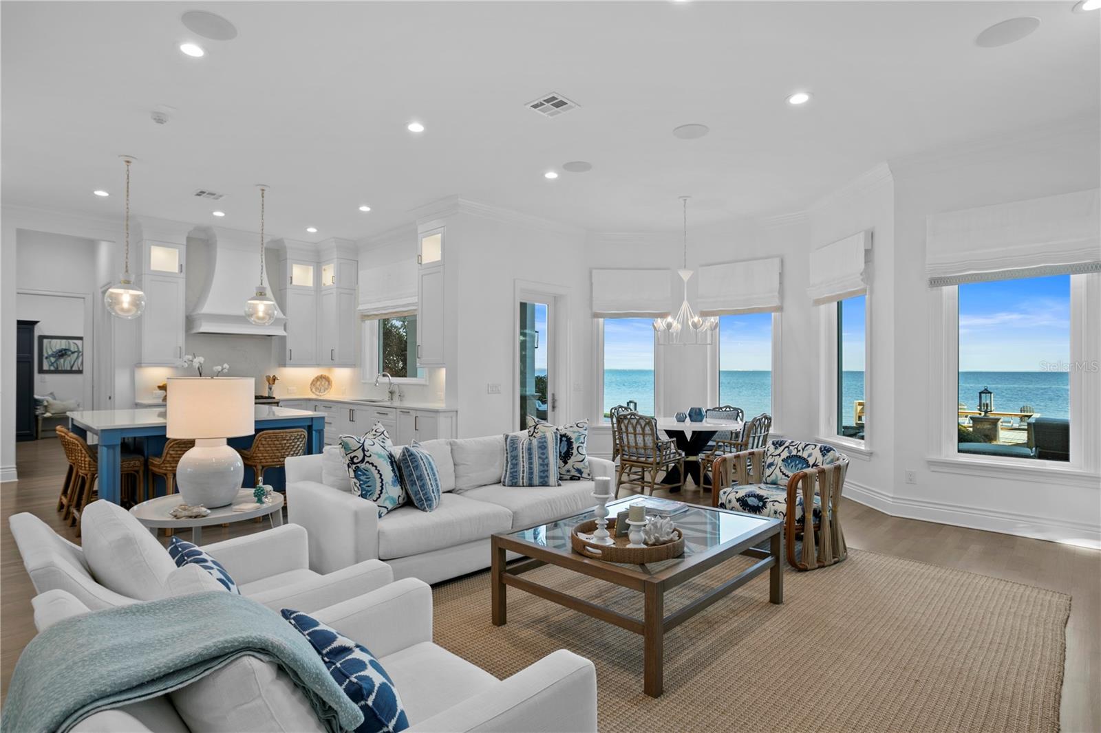 VENETIAN ISLES - Residential