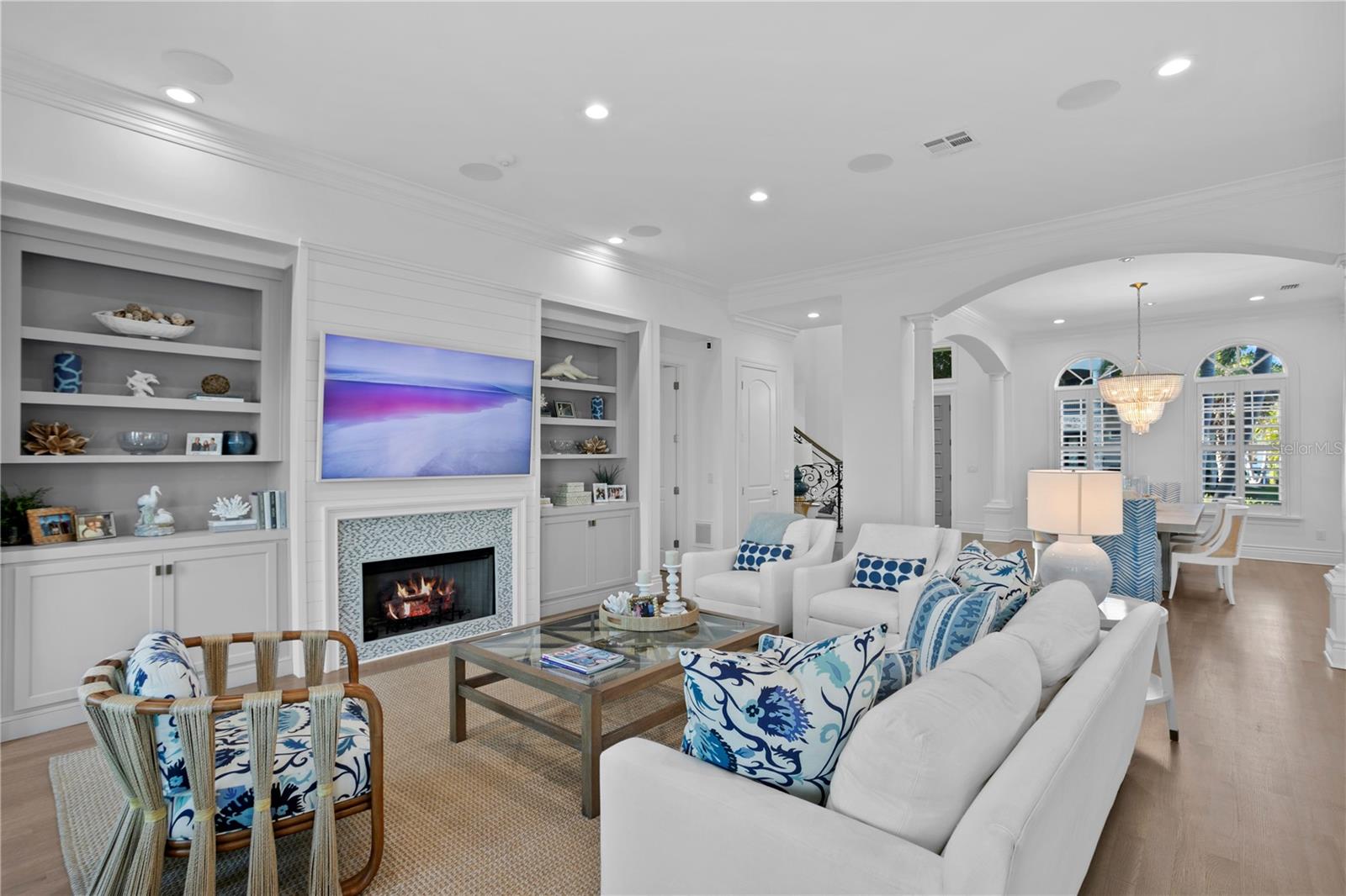 VENETIAN ISLES - Residential