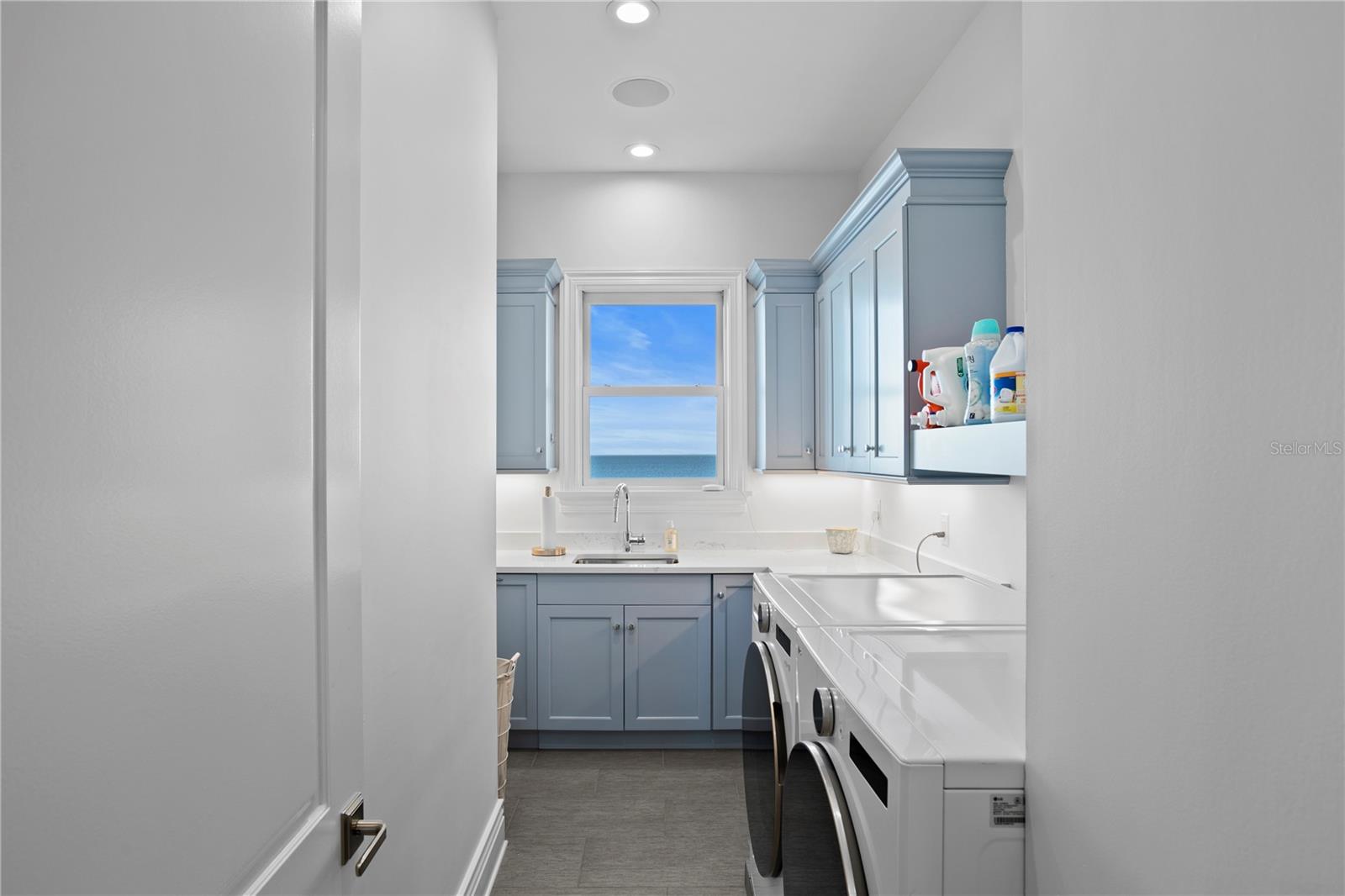 VENETIAN ISLES - Residential