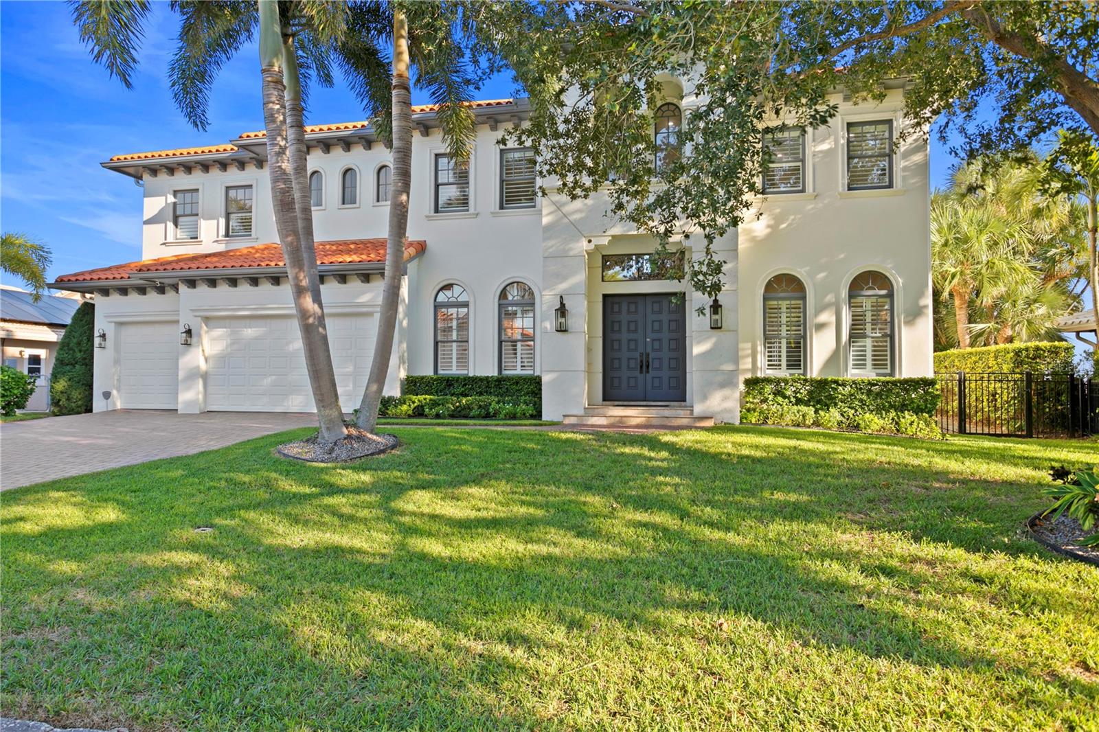 VENETIAN ISLES - Residential