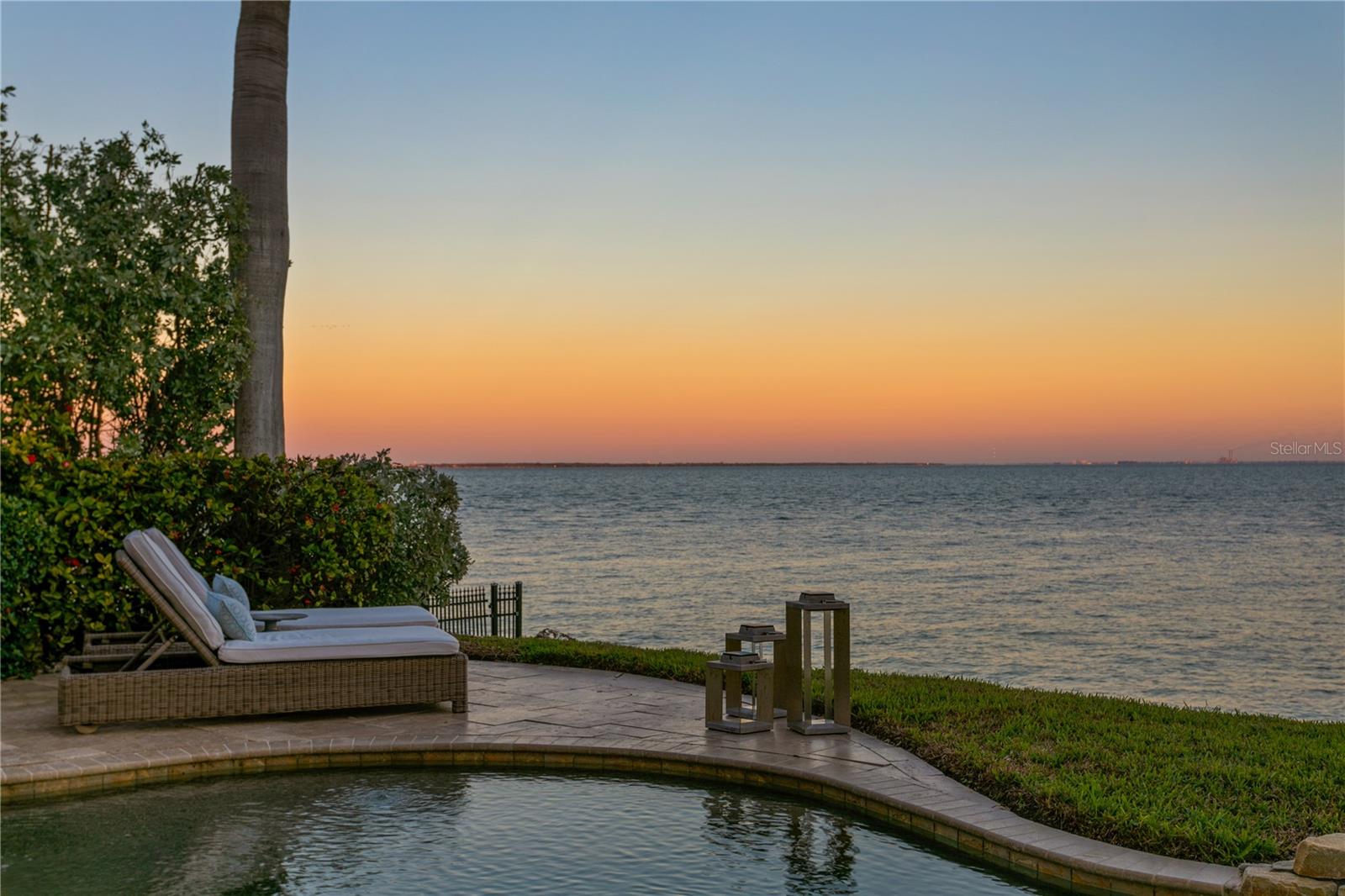 VENETIAN ISLES - Residential