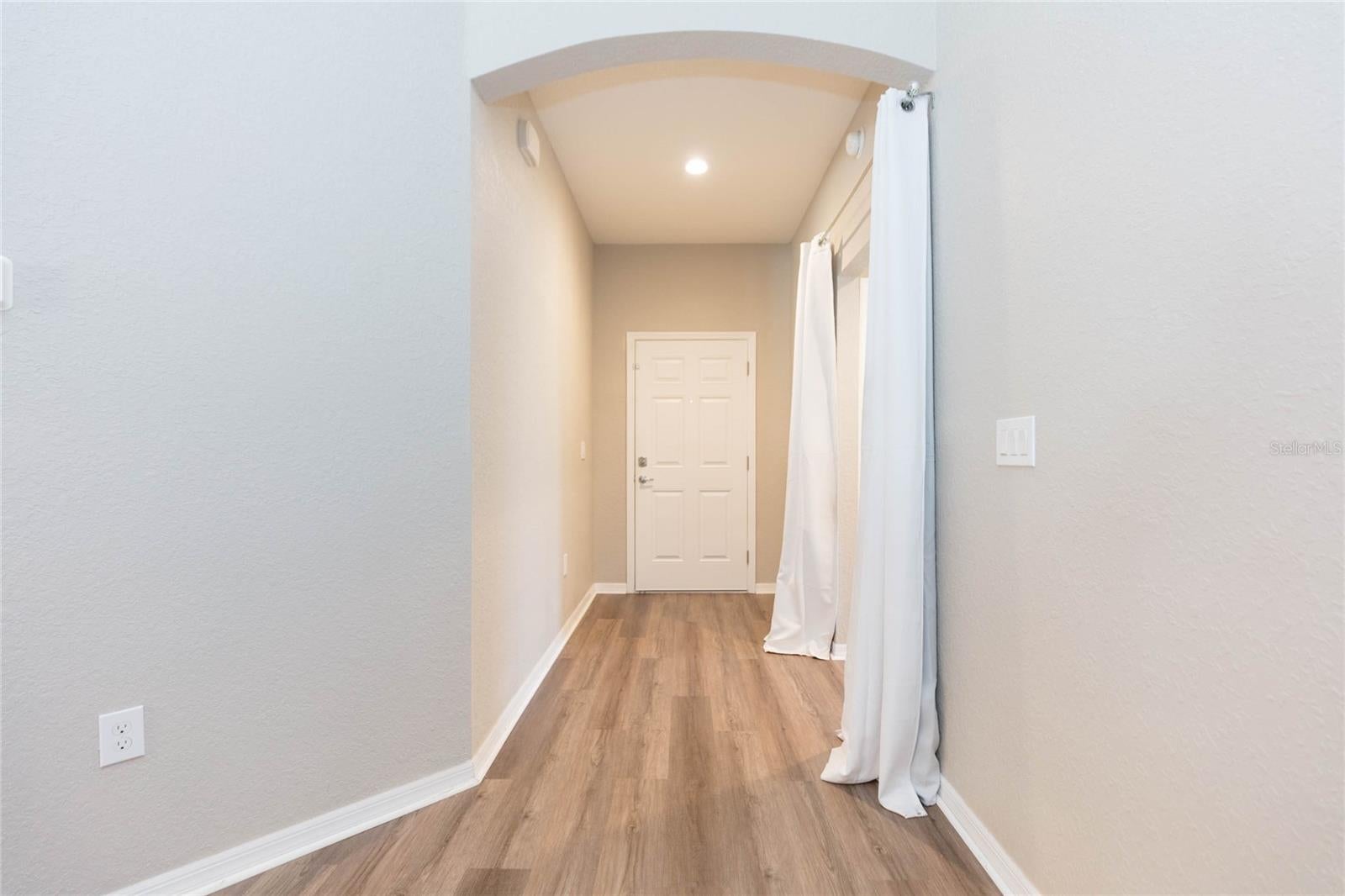 719 VINEYARD RESERVE COURT