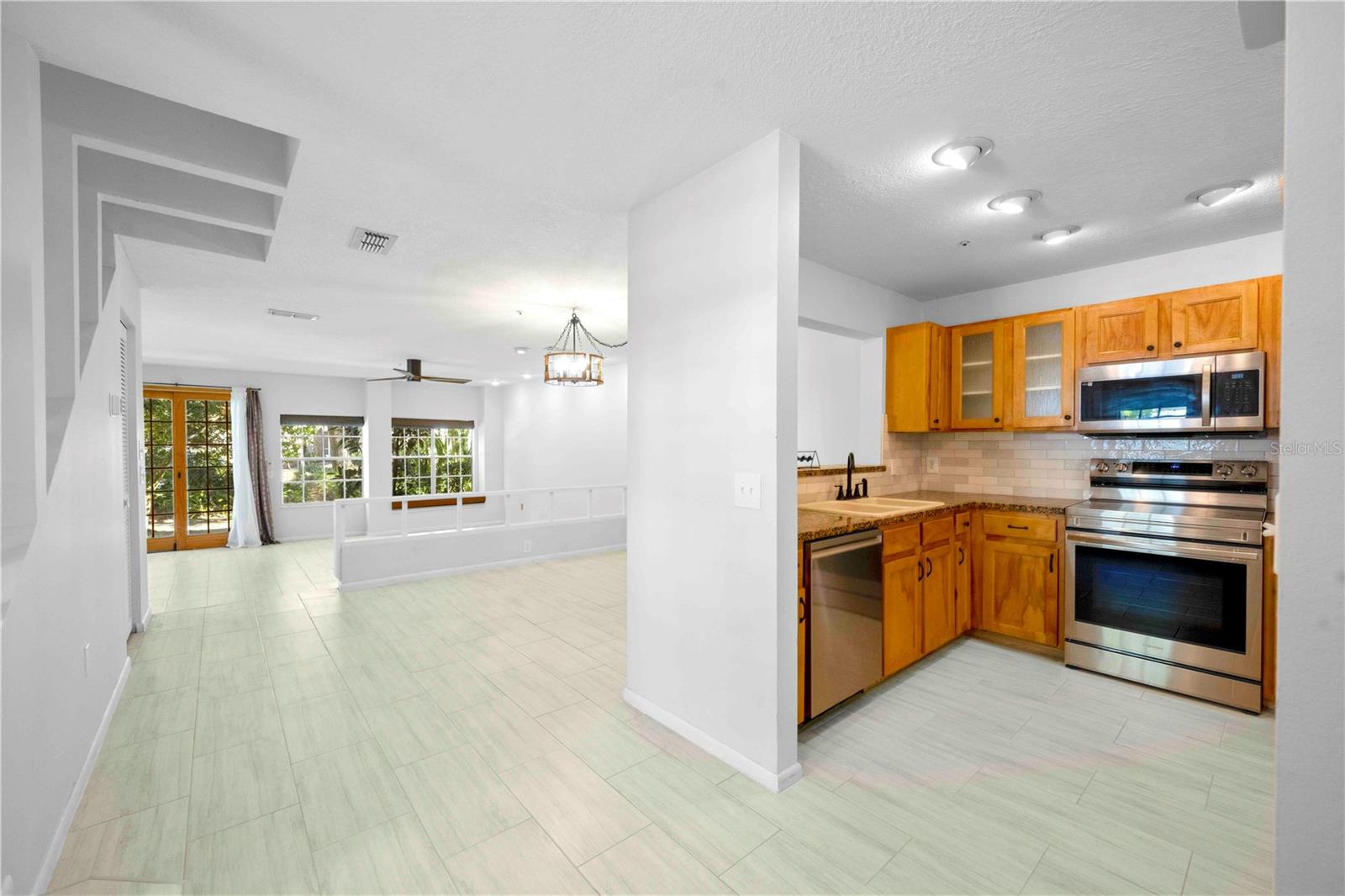 OAK HARBOUR SEC 4 - Residential
