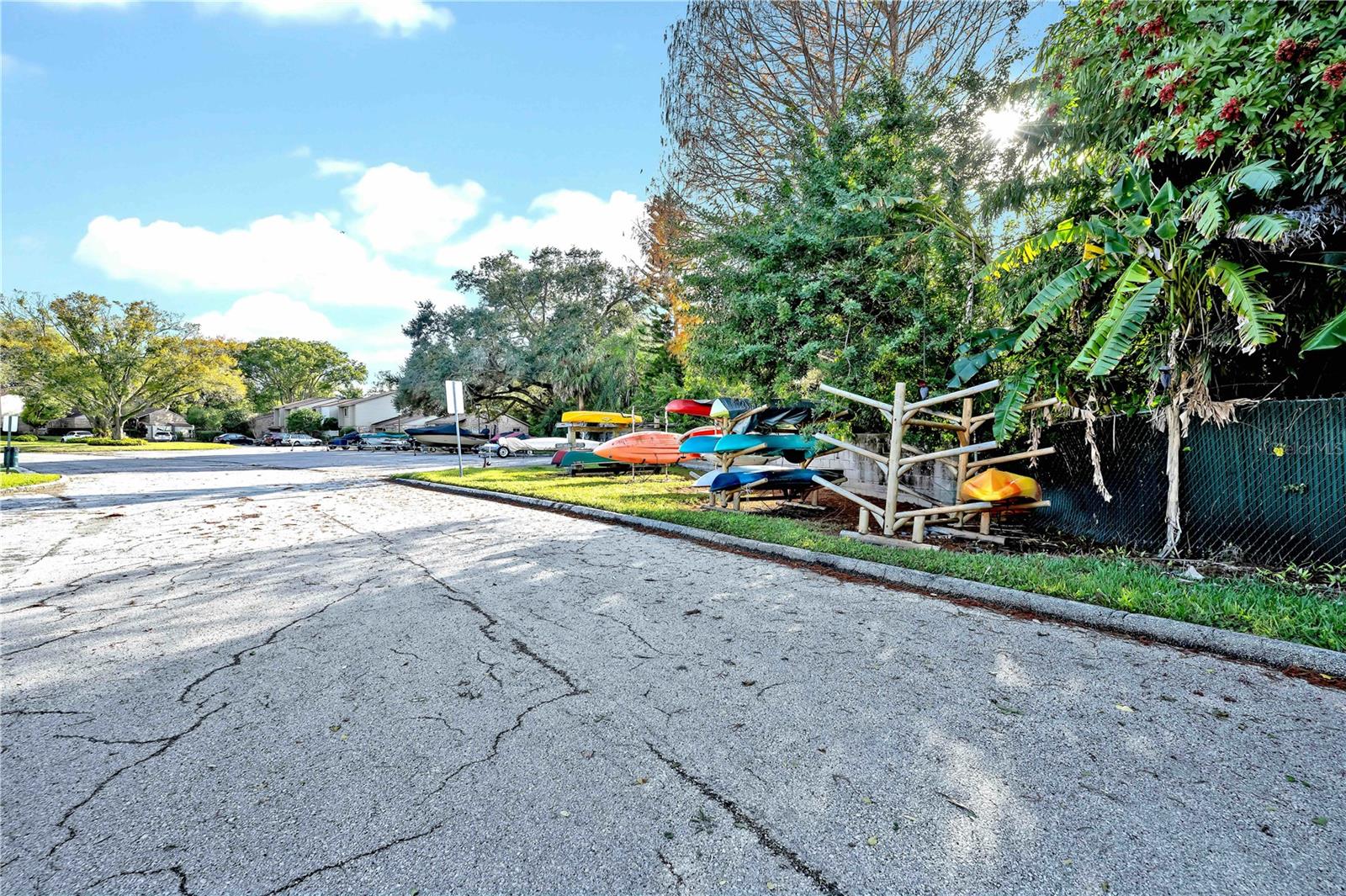 OAK HARBOUR SEC 4 - Residential