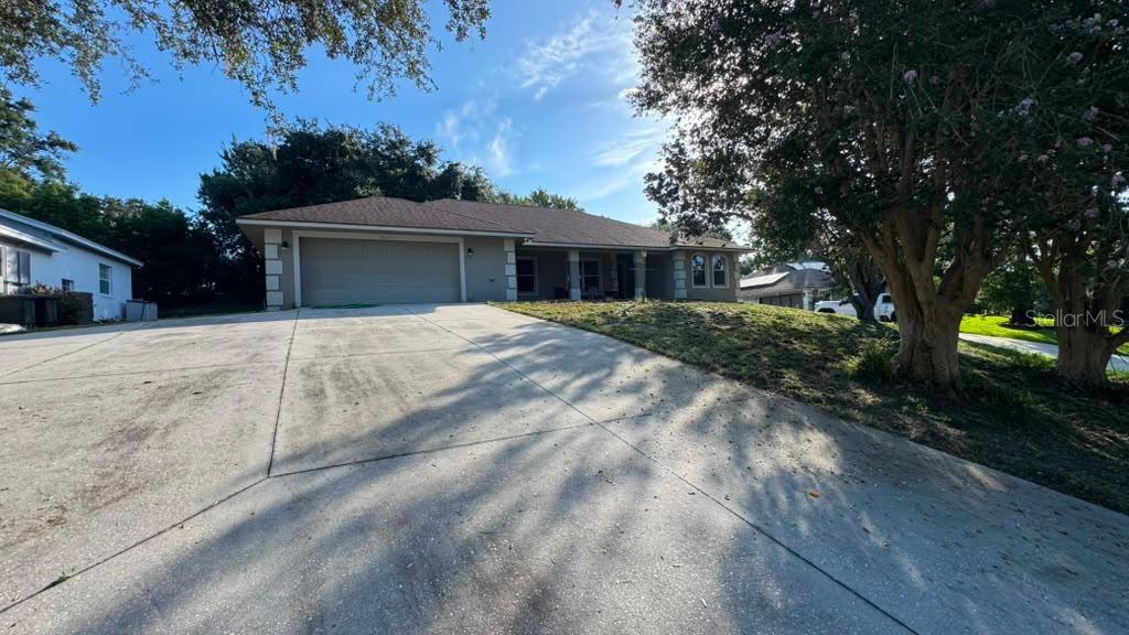 Photo of 10217 Bonita Court, Clermont, FL 34711 (MLS # O6444856)