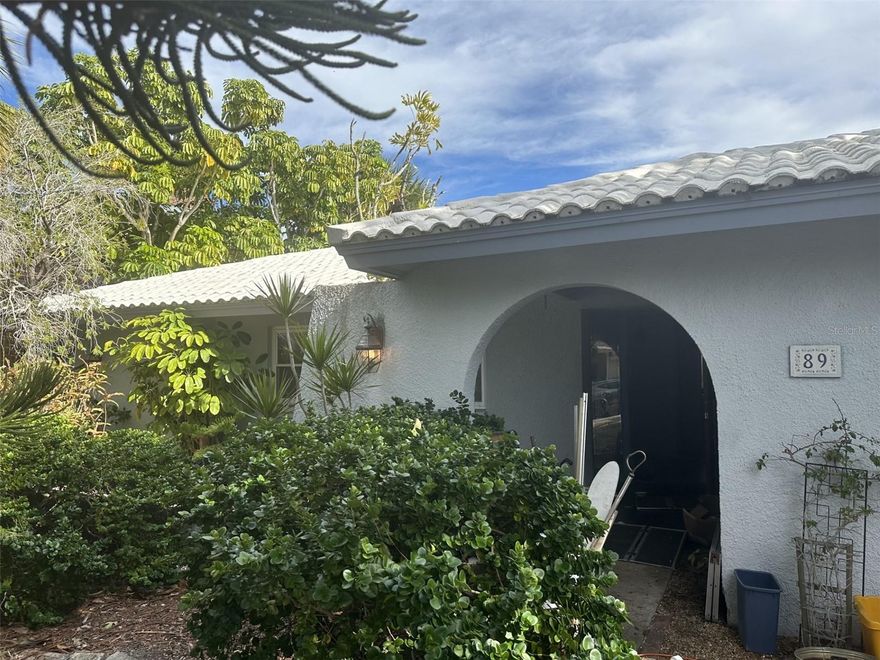 Pre-Construction. To be built. THIS PROPERTY IS BEING ENTERED FOR STATISTICAL PURPOSES ONLY.
This 3 bedroom 2 bath home located on Open water in the community of Island Estates is the perfect location.  A prime location for remodelling or building new.