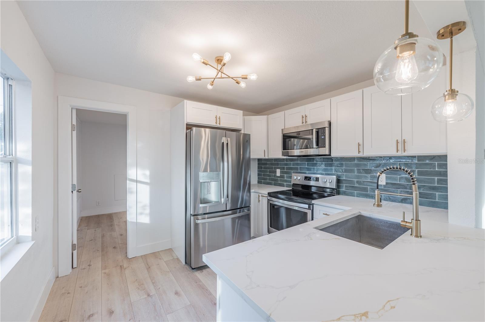 ST PETERSBURG INVESTMENT COS ADD TO OAK PARK - Residential