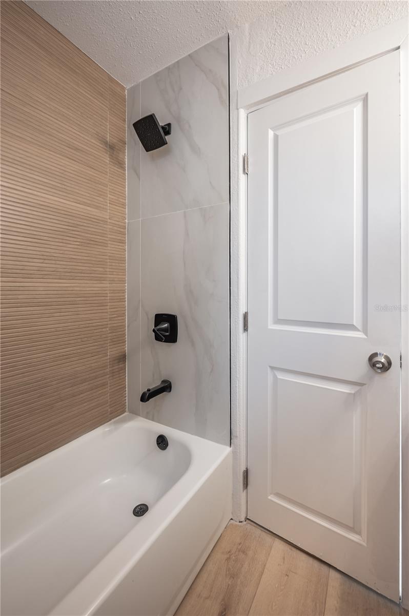 ST PETERSBURG INVESTMENT COS ADD TO OAK PARK - Residential