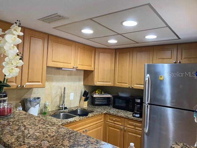 OAKWOOD GARDENS - Residential Lease