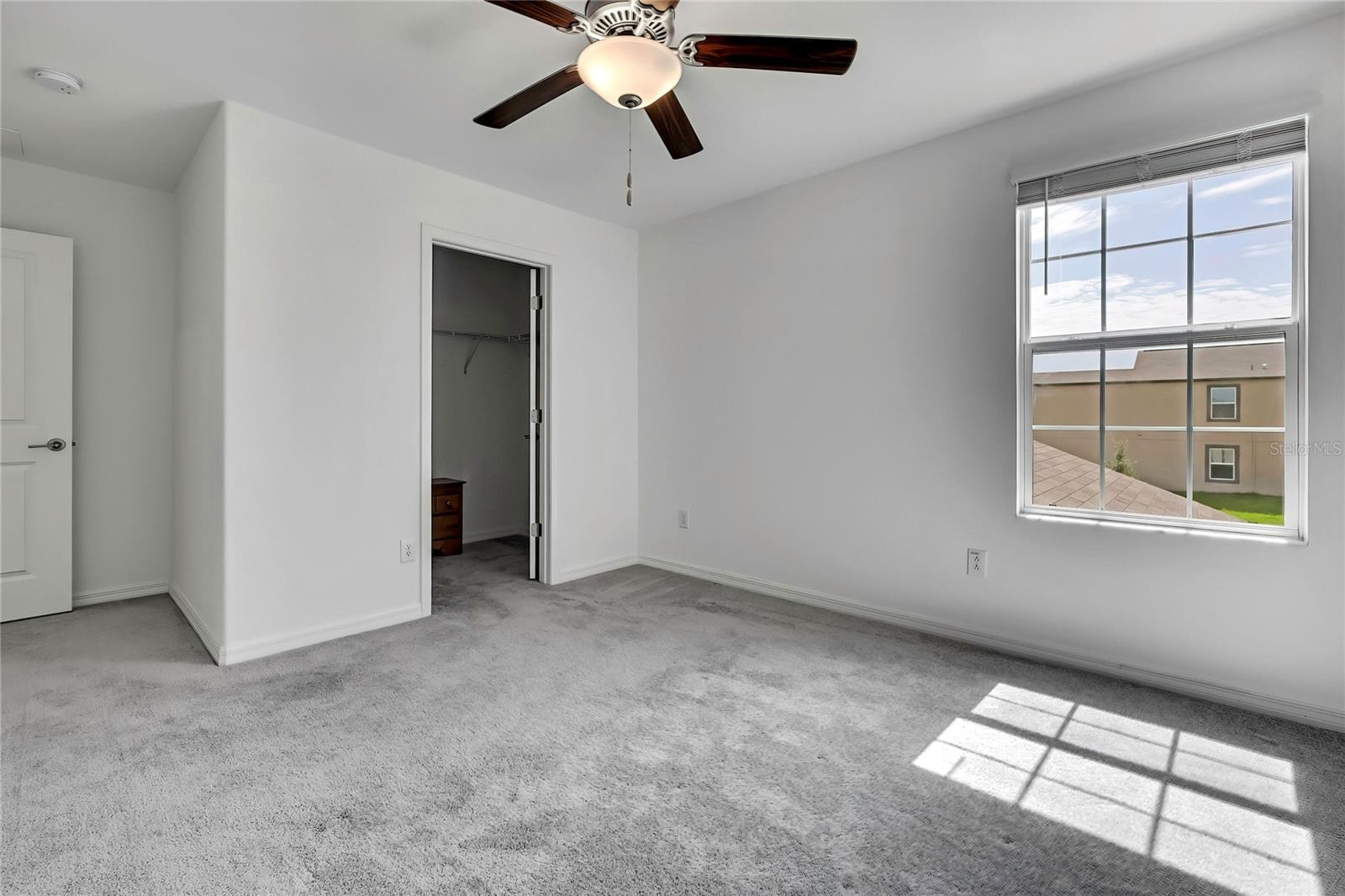 EPPERSON NORTH VILLAGE B - Residential Lease