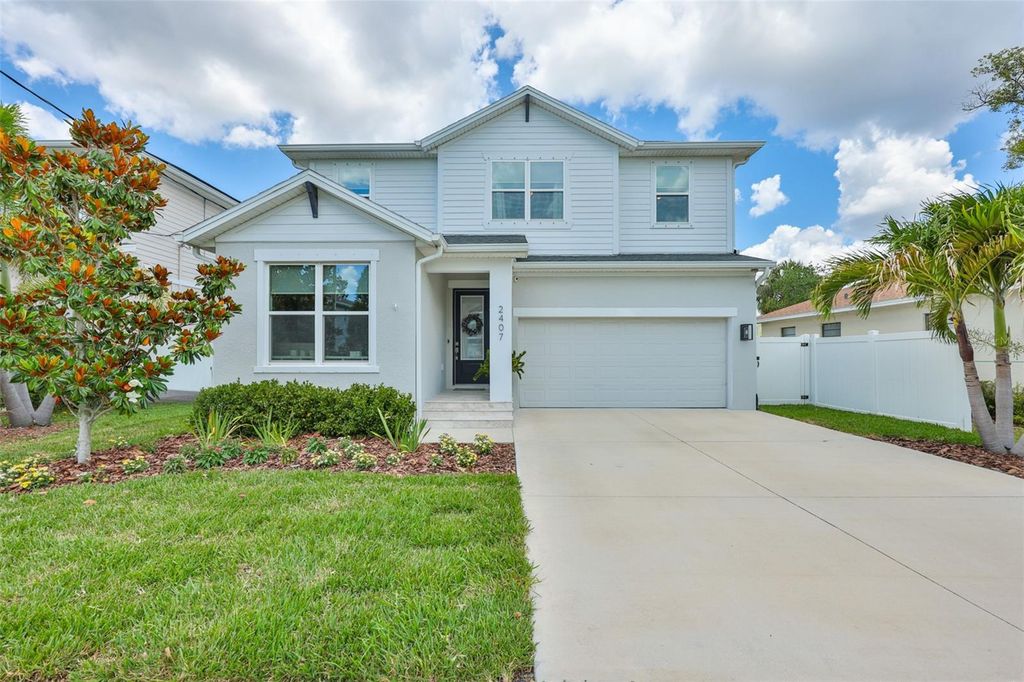 Photo of 2407 W Gray Street, Tampa, FL 33609 (MLS # TB8510629)