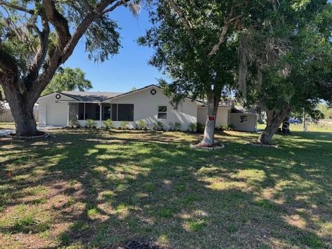 Photo of 3239 SW 23rd Street, Okeechobee, FL 34974 (MLS # OK225074) Photo of 3239 SW 23rd Street, Okeechobee, FL 34974 (MLS # OK225074)