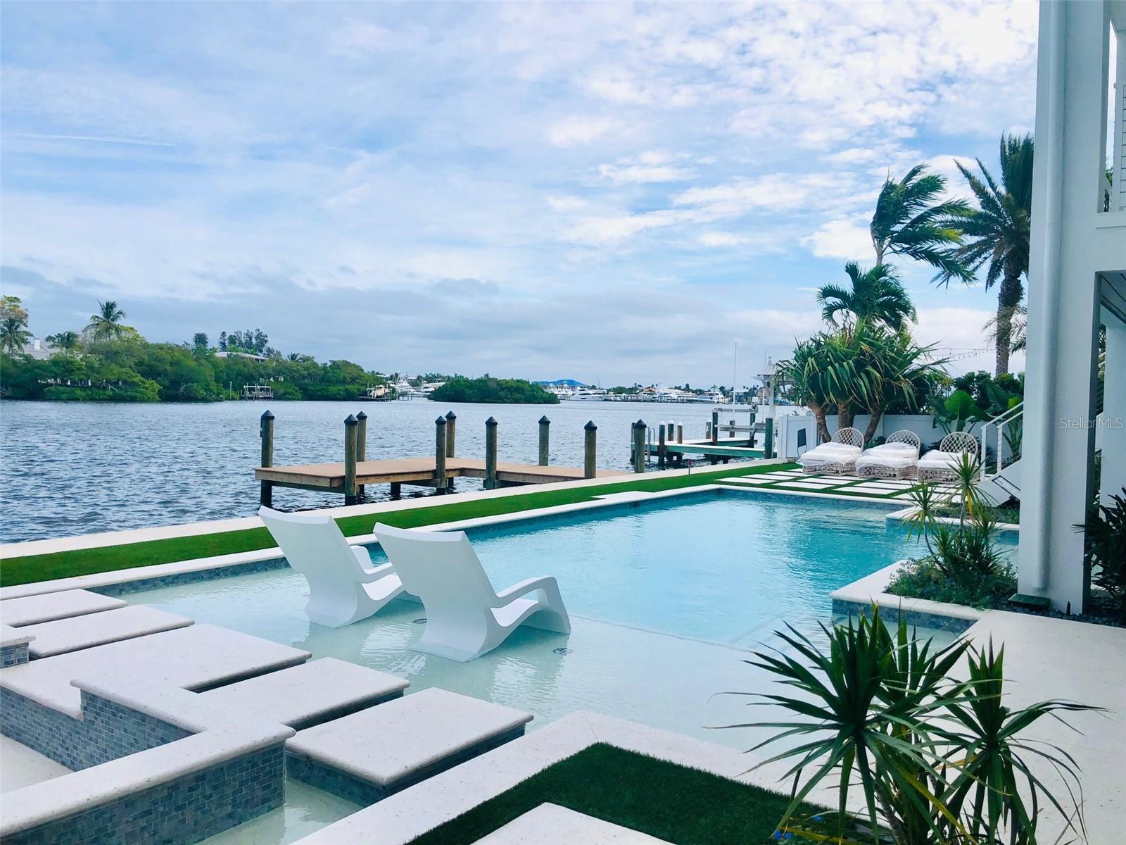 HOLMES BEACH 34TH UNIT REP - Residential