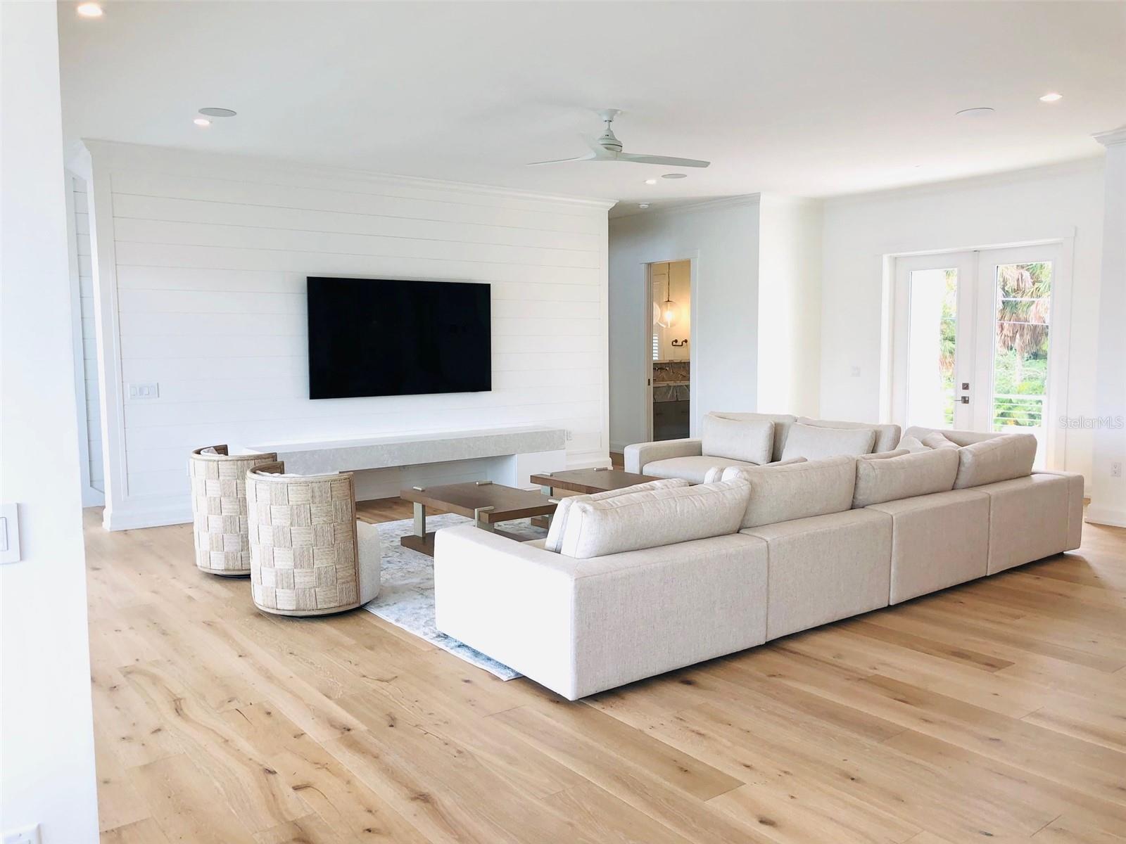 HOLMES BEACH 34TH UNIT REP - Residential