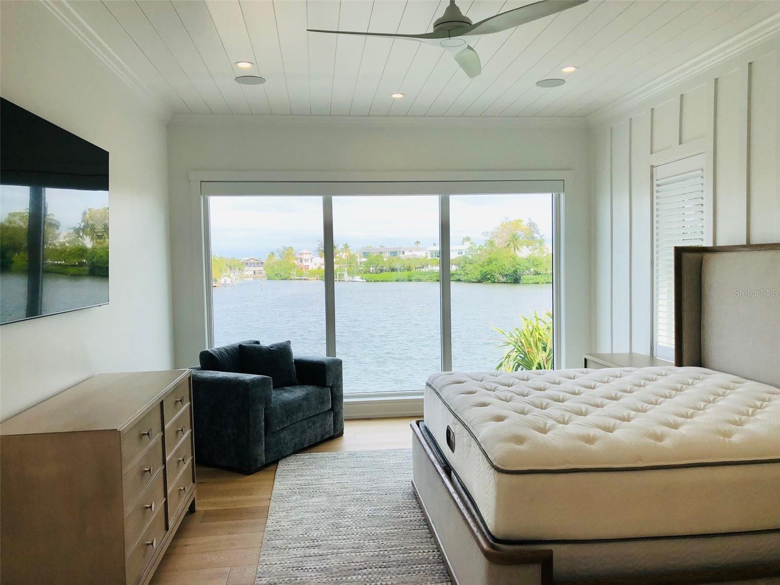 HOLMES BEACH 34TH UNIT REP - Residential