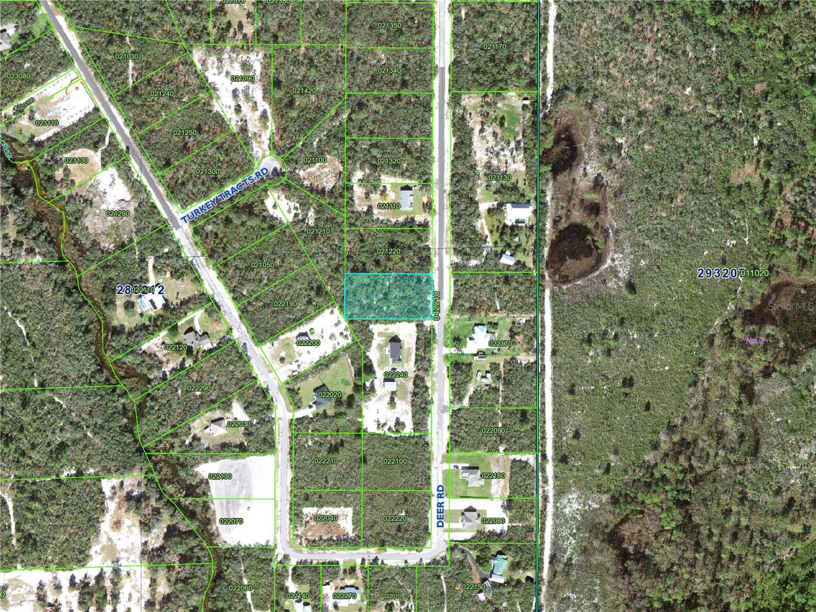 LAKE REEDY ESTATES - Land