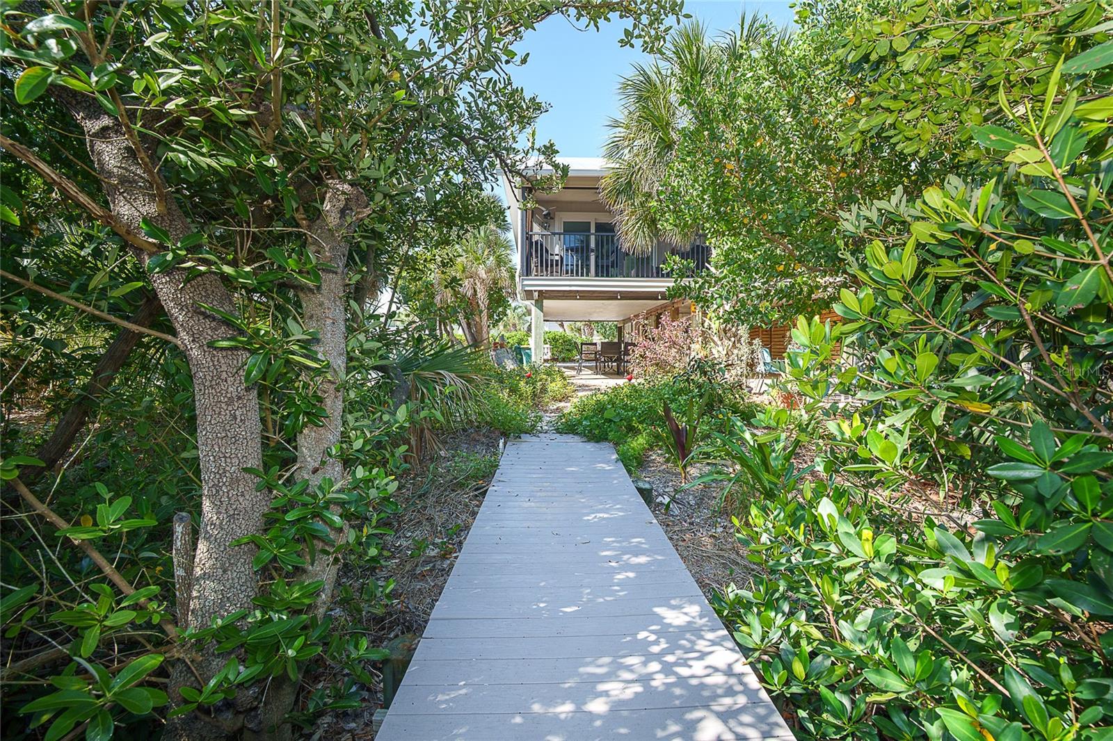ISLAND HOUSE PH 03 BLDG 04 - Residential