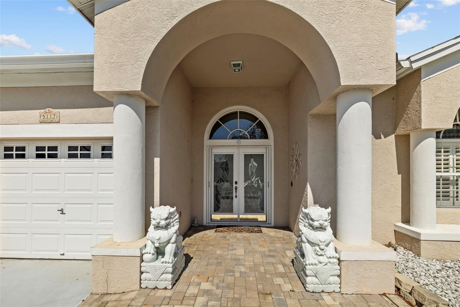 5117 SPECTACULAR BID DRIVE