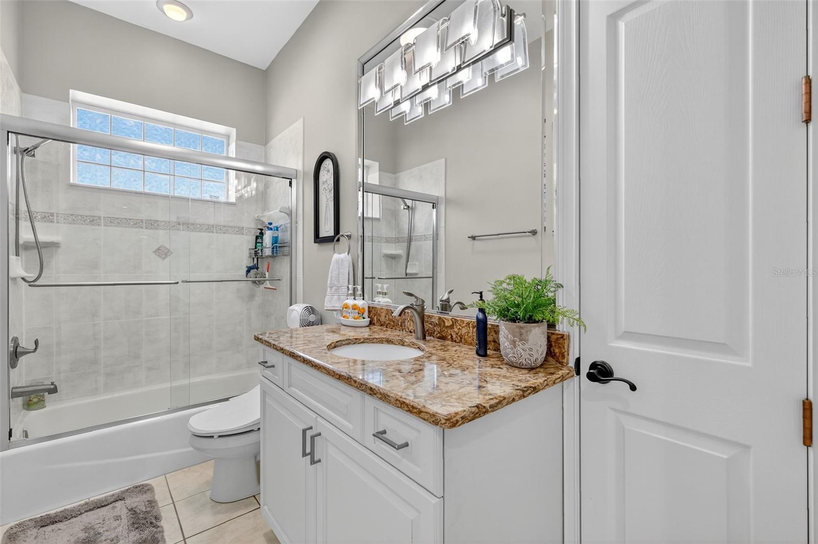 HARBOR HILLS UNIT 01 - Residential